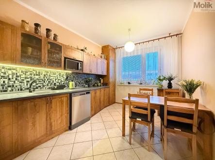 Prodej bytu, 3+1, 77 m²