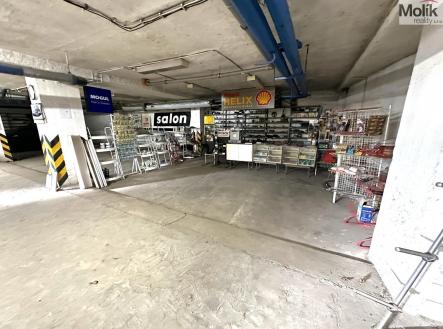 Pronájem skladovací prostor, 1 046 m²