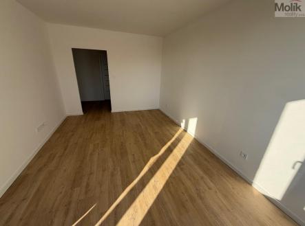 WhatsApp Image 2026-01-19 at 13.12.19 (13).jpeg