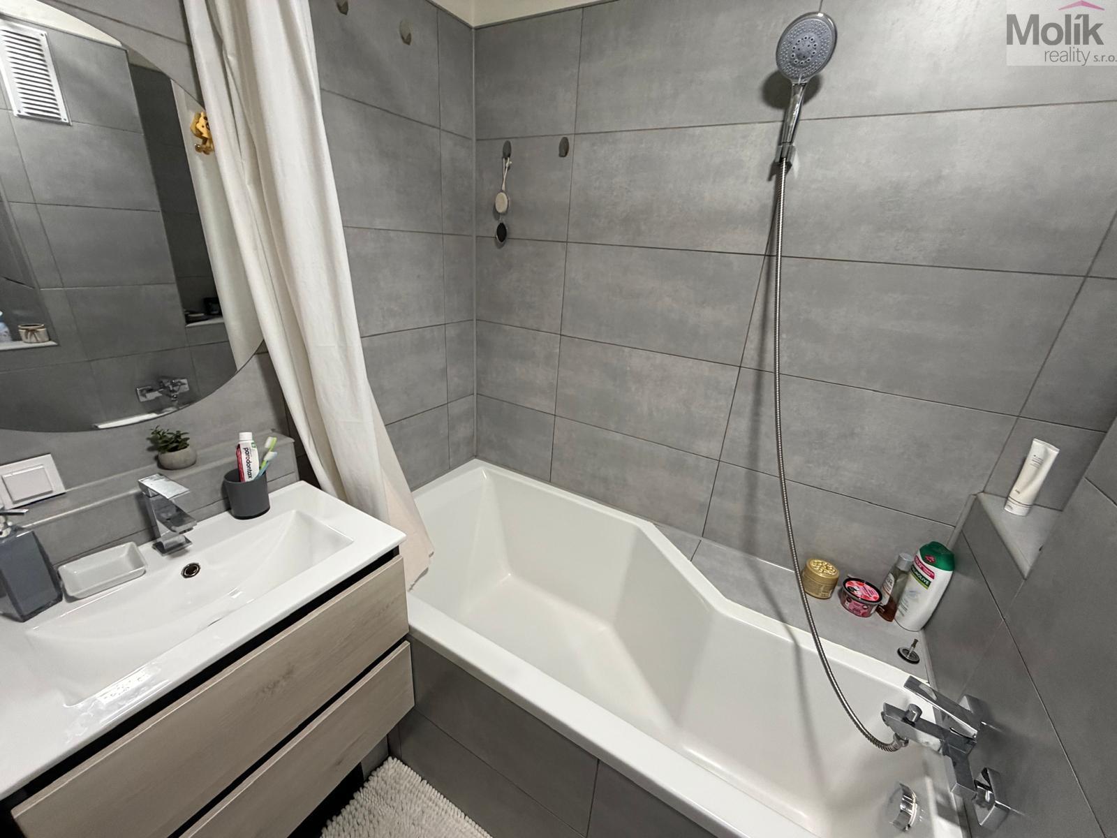 WhatsApp Image 2026-01-29 at 08.59.19 (1).jpeg