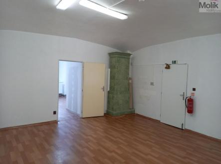 Pronájem skladovací prostor, 85 m²