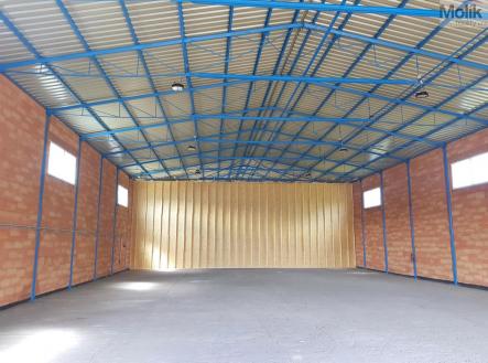 Pronájem skladovací prostor, 440 m²