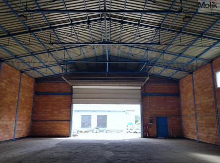 Pronájem skladovací prostor, 440 m²