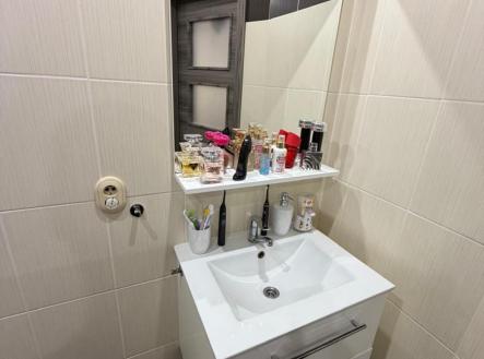 WhatsApp Image 2026-03-04 at 17.29.45 (12).jpeg