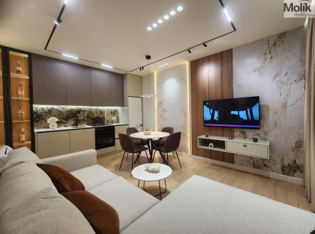 Orchid Casel de Paradise.