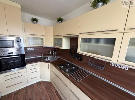 Prodej bytu, 4+1, 73 m²