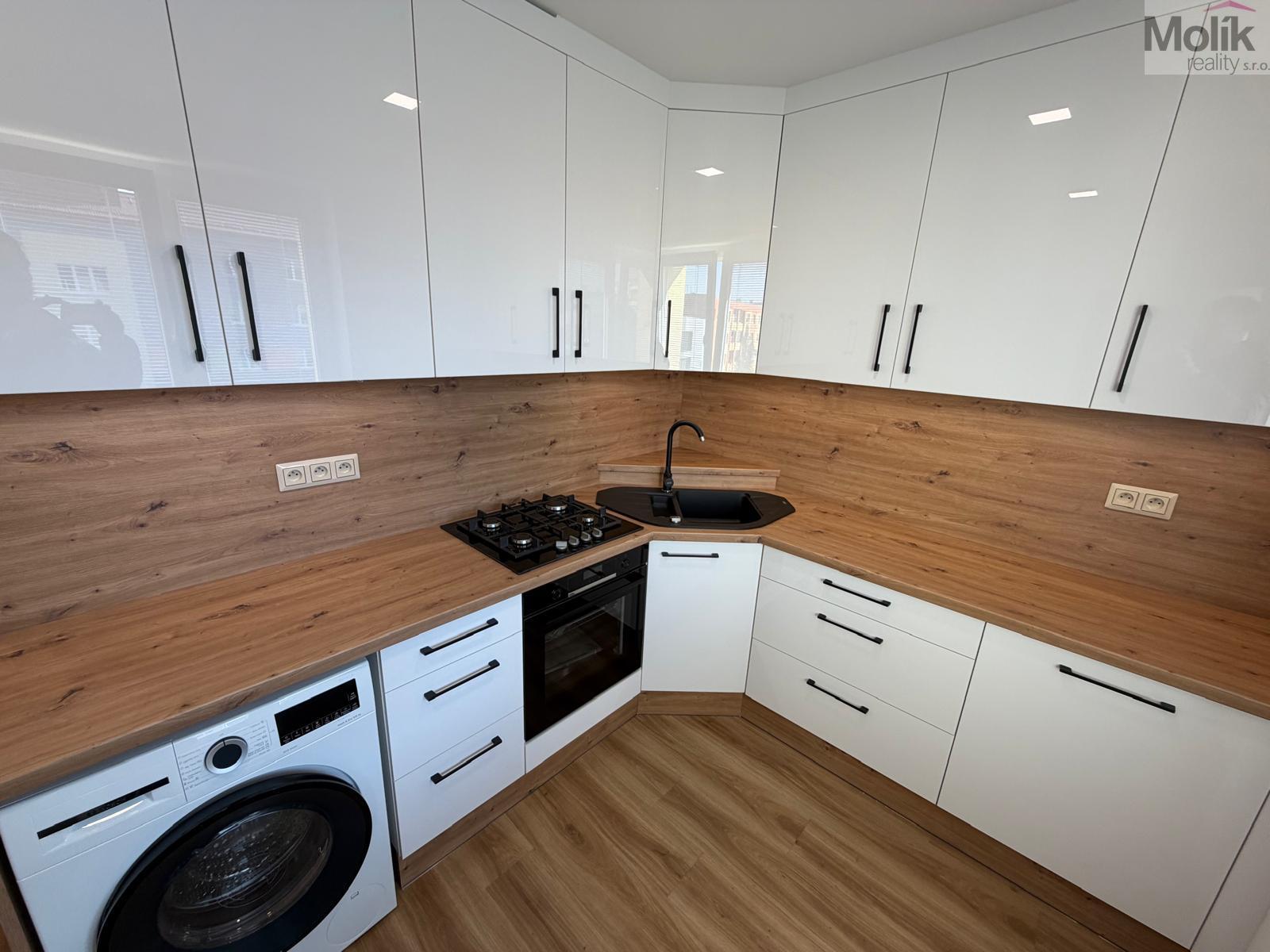 WhatsApp Image 2026-03-22 at 09.21.30 (36).jpeg