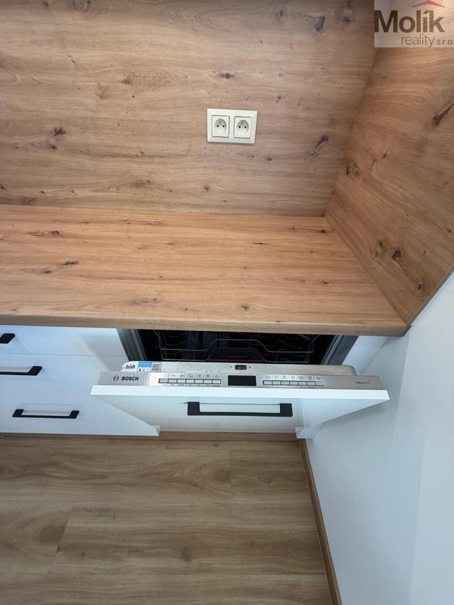 WhatsApp Image 2026-03-22 at 09.21.30 (41).jpeg