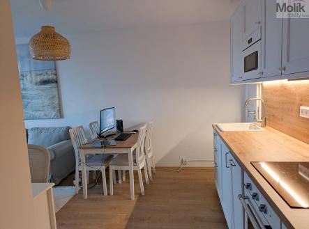 Pronájem bytu, 2+kk, 40 m²