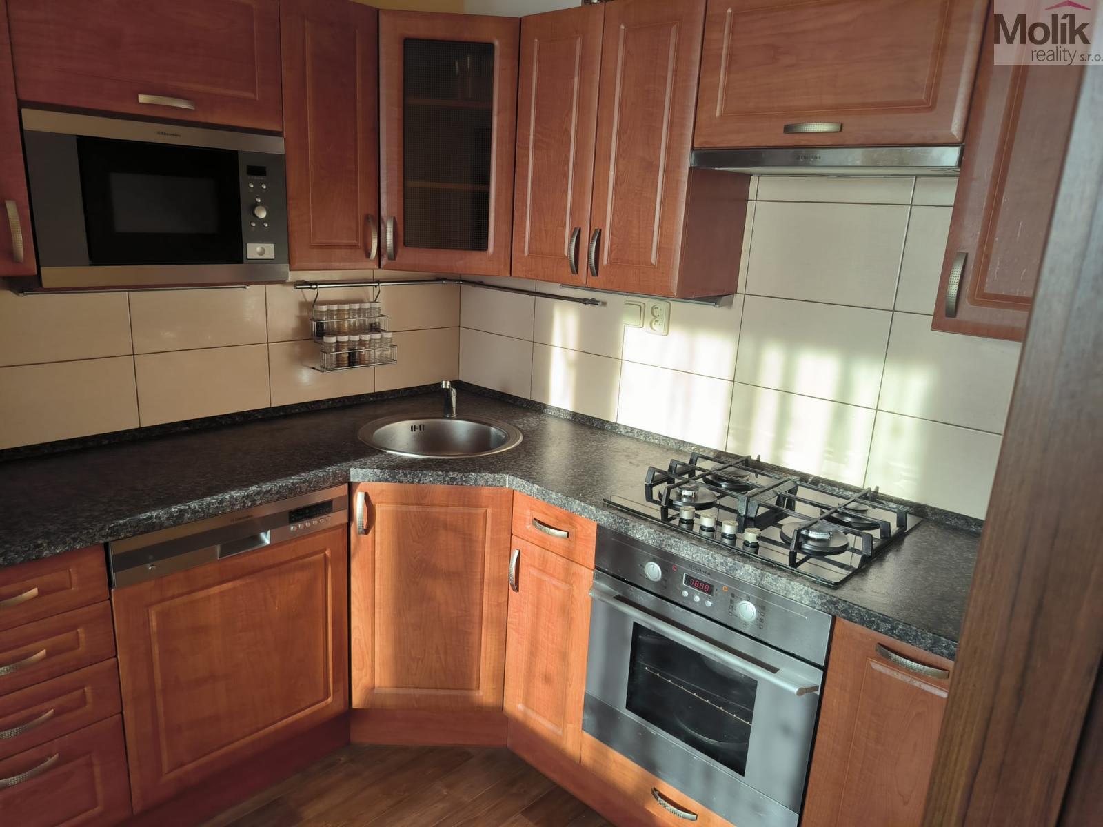 WhatsApp Image 2026-04-05 at 13.43.13 (2).jpeg