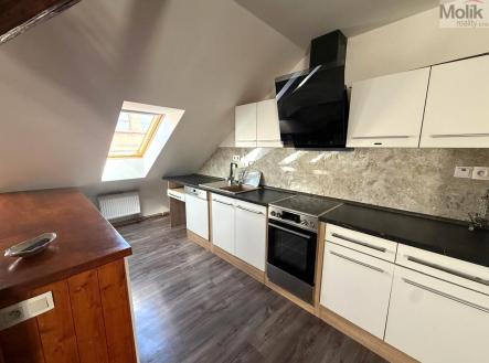 Pronájem bytu, 3+kk, 95 m²