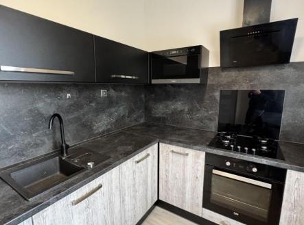 Pronájem bytu, 2+1, 53,3 m²