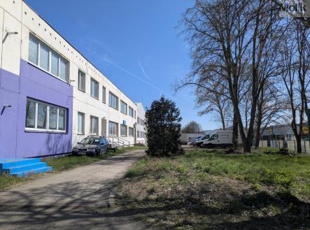 Pronájem výrobní prostor, 351 m²