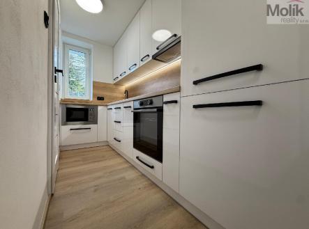 Pronájem bytu, 3+1, 61 m²