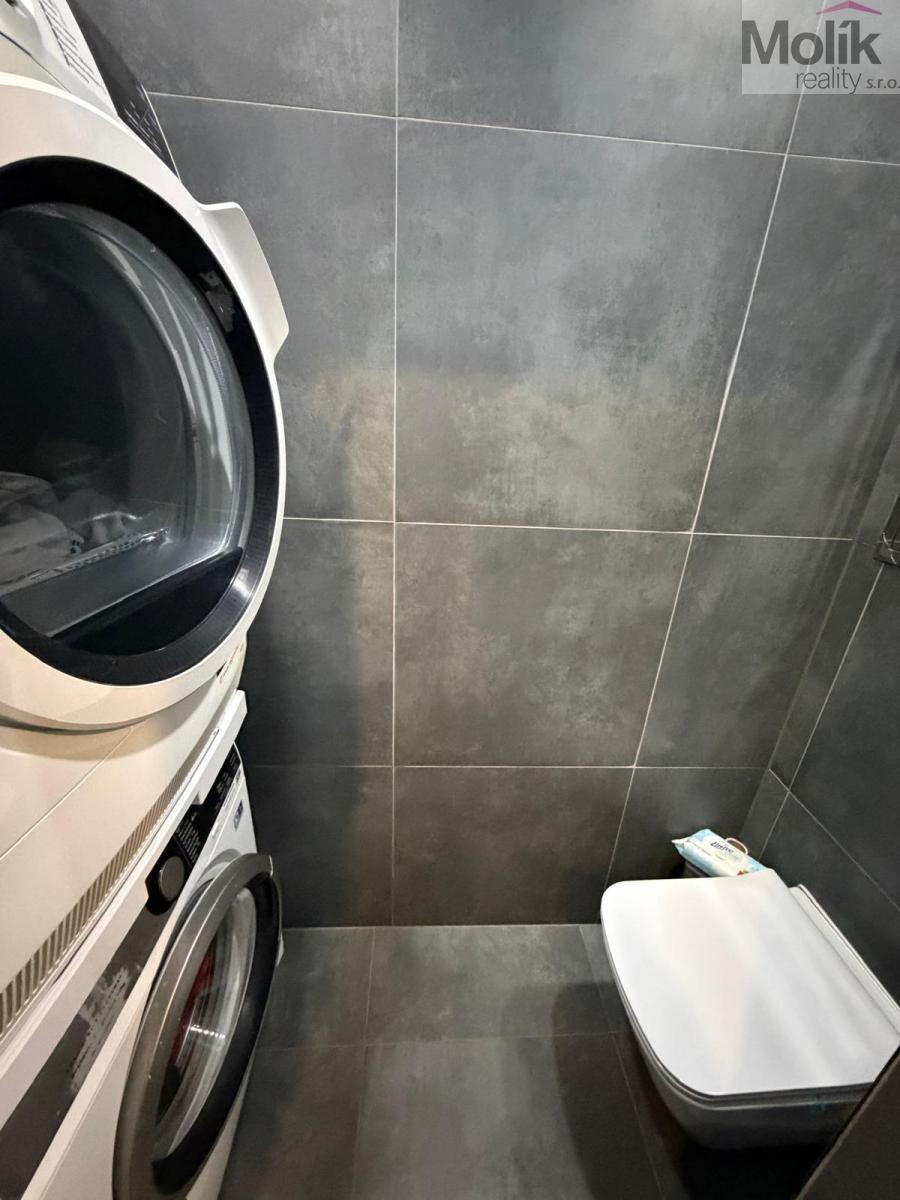 WhatsApp Image 2026-04-24 at 17.55.05 (23).jpeg