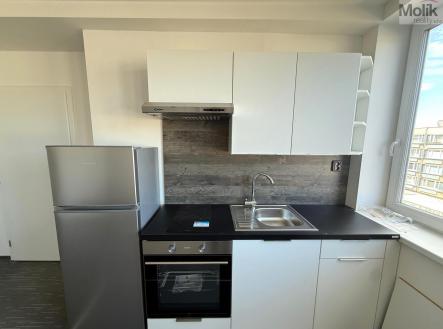 Pronájem bytu, 1+kk, 34 m²