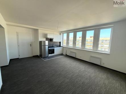 Pronájem bytu, 1+kk, 34 m²