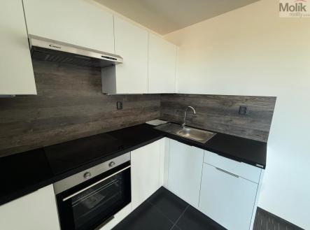 Pronájem bytu, 3+kk, 97 m²