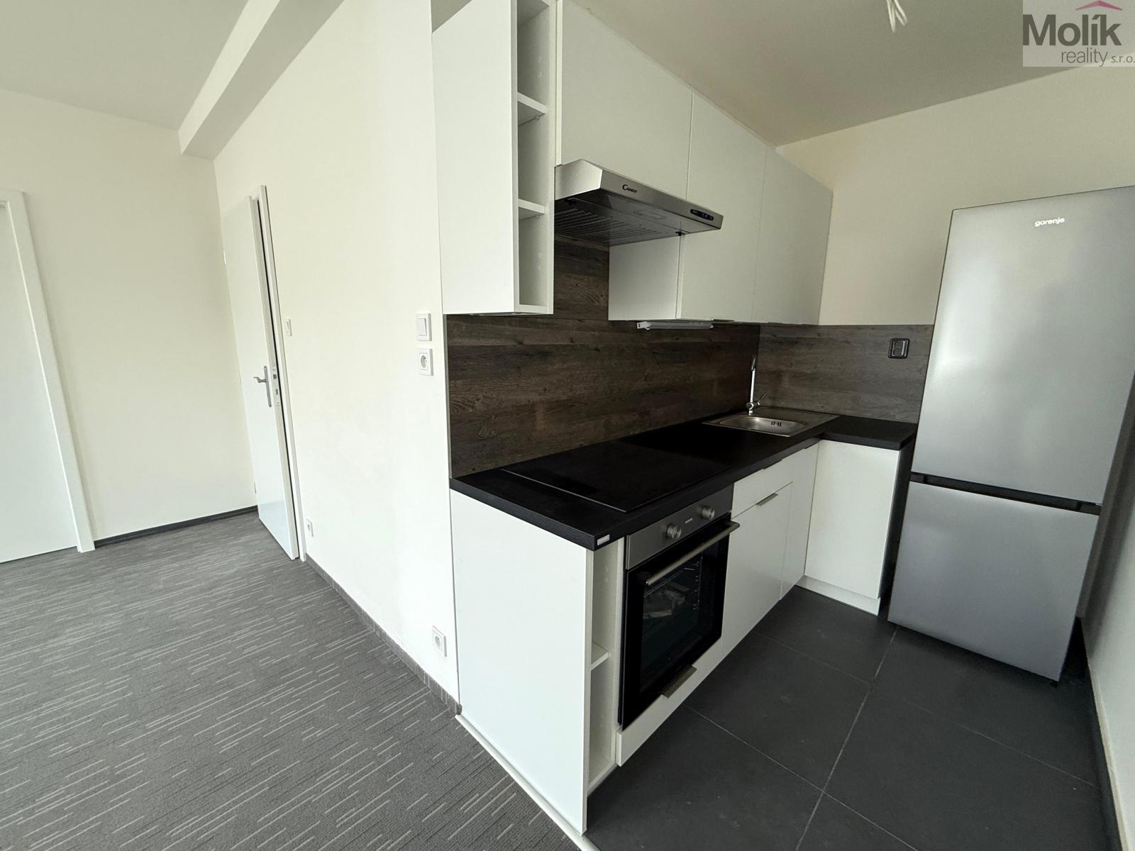 WhatsApp Image 2026-04-24 at 13.46.41 (2).jpeg