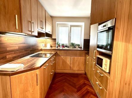 Pronájem bytu, 2+1, 56 m²
