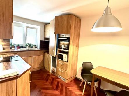 Pronájem bytu, 2+1, 56 m²