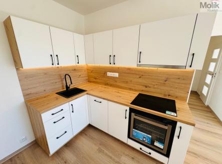 Pronájem bytu, 2+kk, 40,5 m²
