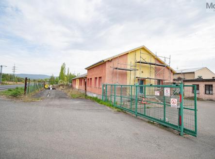 Prodej výrobní prostory, 1 652 m²