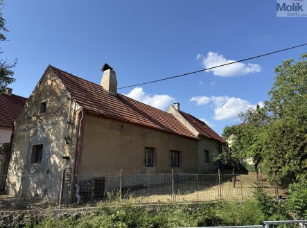 Prodej rodinného domu 86 m2 se stodolou a dílnou 100 m2, zahrada 237 m2, Měrunice, okres Teplice