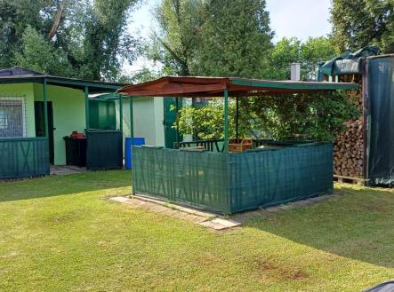 Prodej pozemku, zahrada, 890 m²