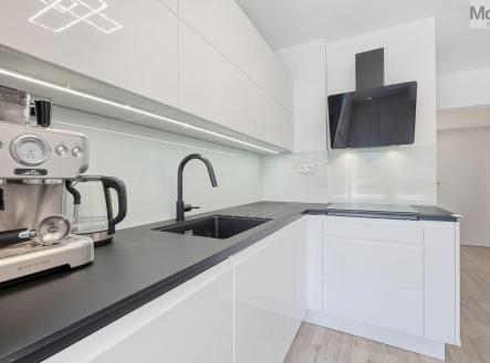 Prodej bytu, 3+kk, 66 m²