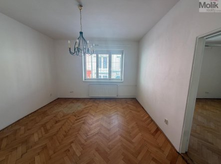 Pronájem bytu, 3+1, 80 m²