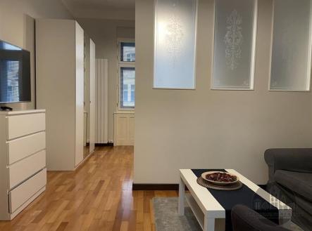 Pronájem bytu, 3+kk, 63 m²