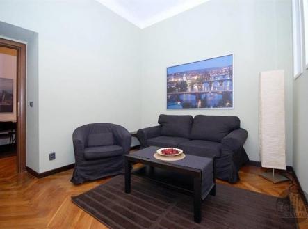 Pronájem bytu, 3+kk, 64 m²