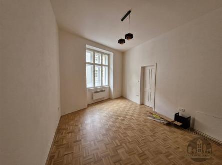 Pronájem bytu, 2+1, 75 m²