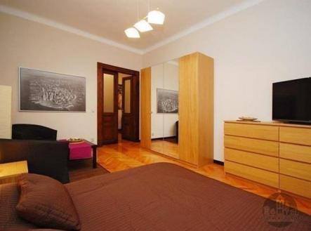 Pronájem bytu, garsoniéra, 18 m²