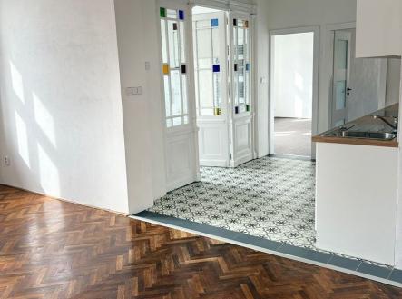 Pronájem bytu, 3+kk, 86 m²