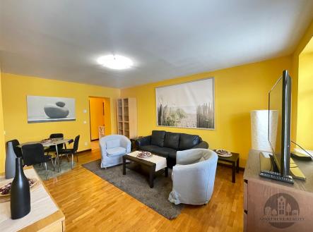 Pronájem bytu, 3+kk, 74 m²