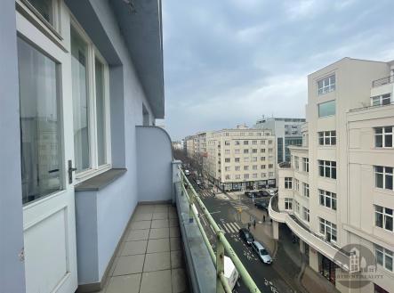 Pronájem bytu, 1+kk, 30 m²