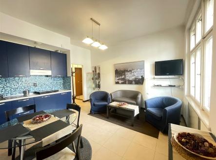 Pronájem bytu, 2+kk, 37 m²