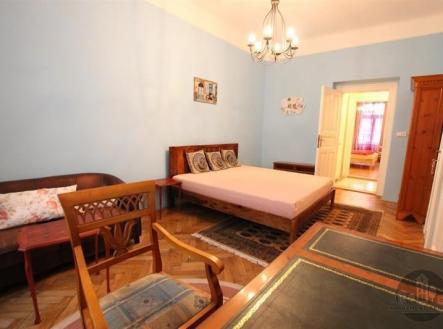 Pronájem bytu, 4+kk, 95 m²