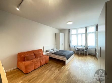 Pronájem bytu, 1+kk, 34 m²