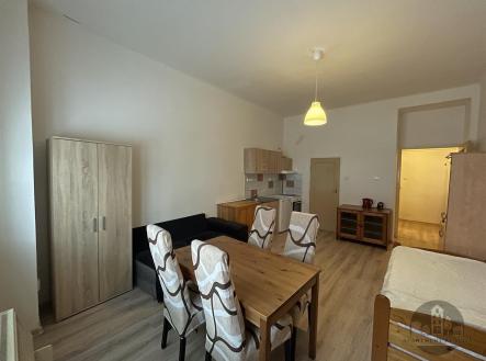 Pronájem bytu, 1+kk, 30 m²