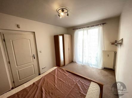 Pronájem bytu, 2+kk, 47 m²