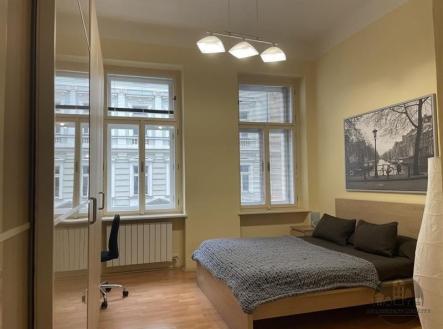 Pronájem bytu, 2+kk, 37 m²