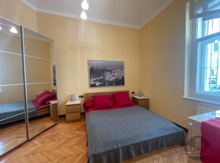 Pronájem bytu, 2+kk, 34 m²