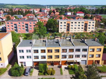 Prodej - dům/vila, 224 m² obrázek