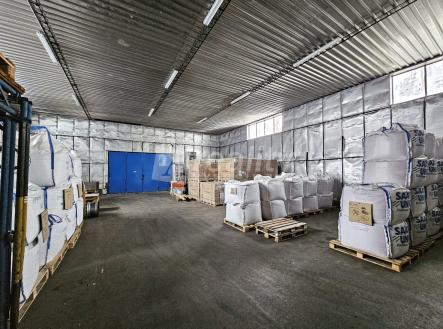 Pronájem komerčního objektu, sklad, 250 m²