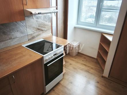 Pronájem bytu, 2+1, 55 m²