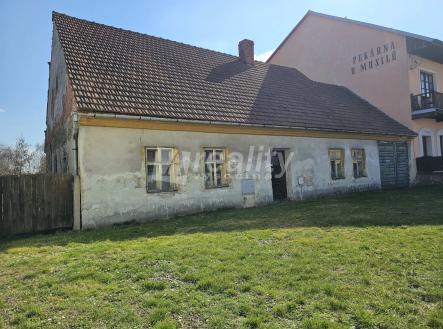 Prodej zemědělského objektu, 2 200 m²