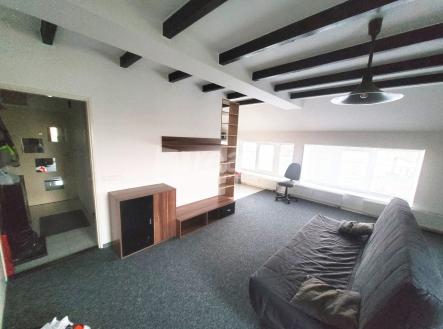 Pronájem bytu, 1+kk, 35 m²